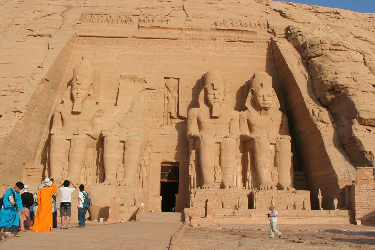 abu-simbel-by-steib-pur-reisen