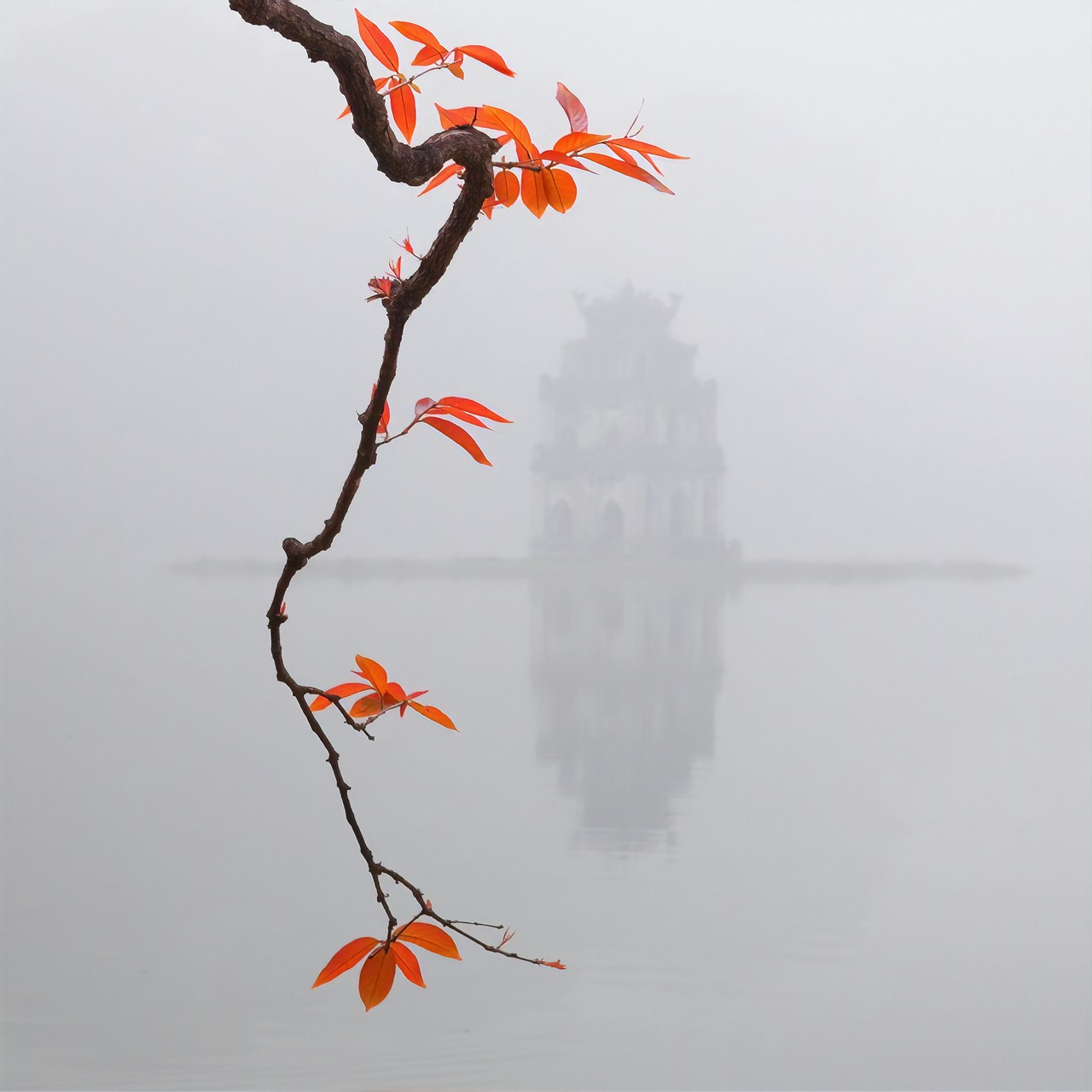 hoan-kiem-lake-by-steib-pur-reisen.de