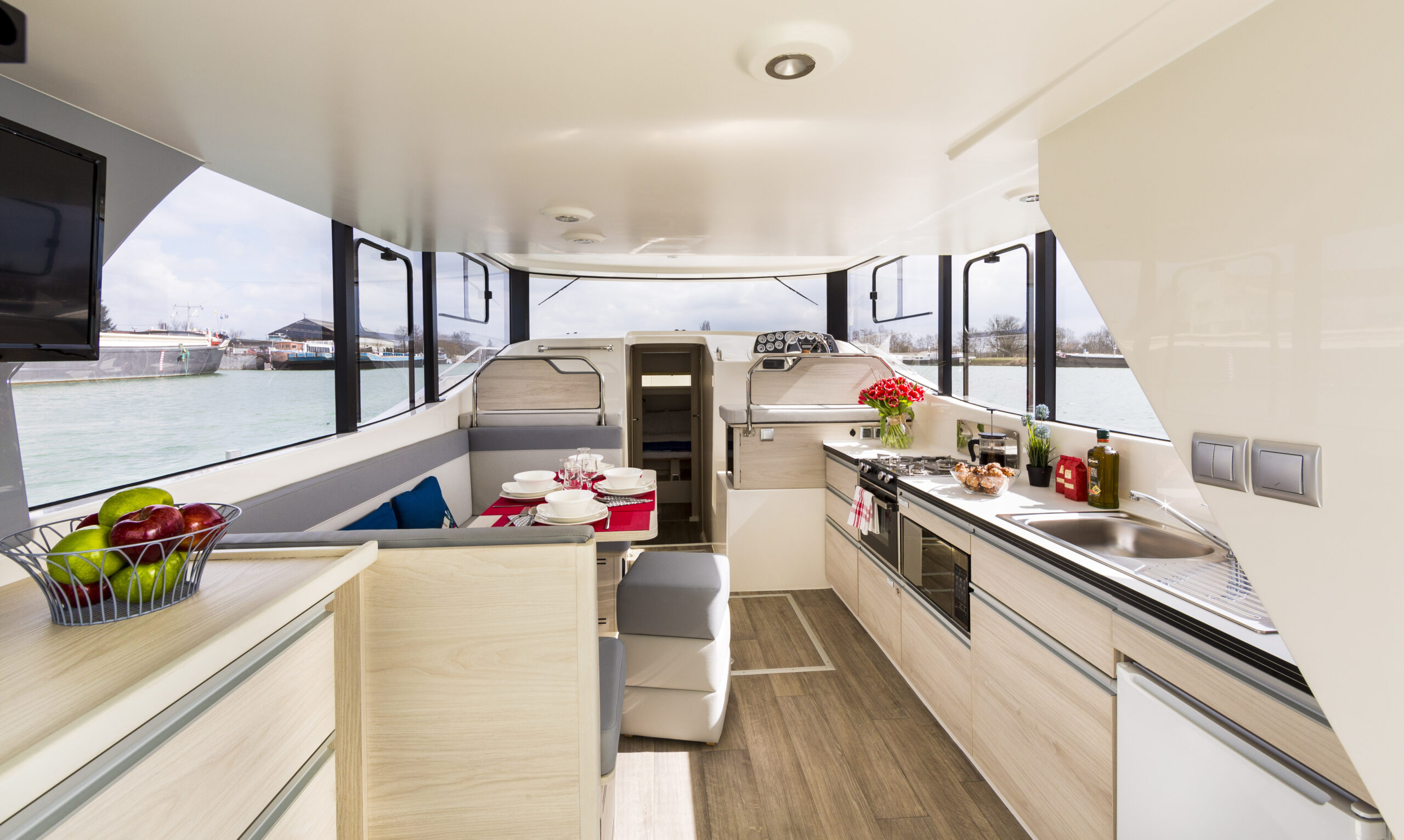 horizon-kitchen-and-saloon-by-steib-pur-reisen